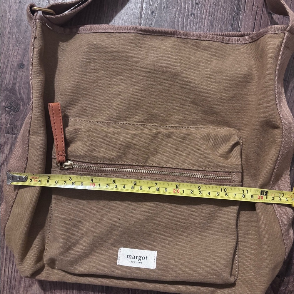 Margot Tan Canvas messenger bag - Picture 6 of 10